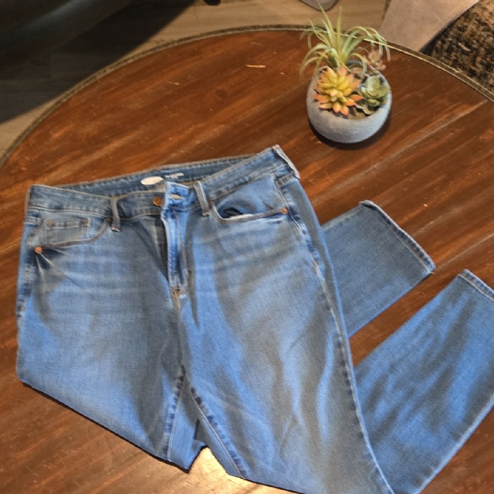 Old Navy Women's Skinny Jeans in Medium Blue Wash #937